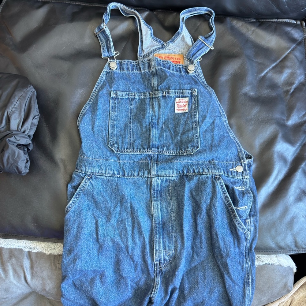 LEVI Men's Blue Denim Overalls size Large
